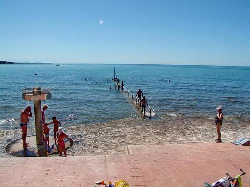 Apartman Ema Novigrad Istria Buitenkant foto