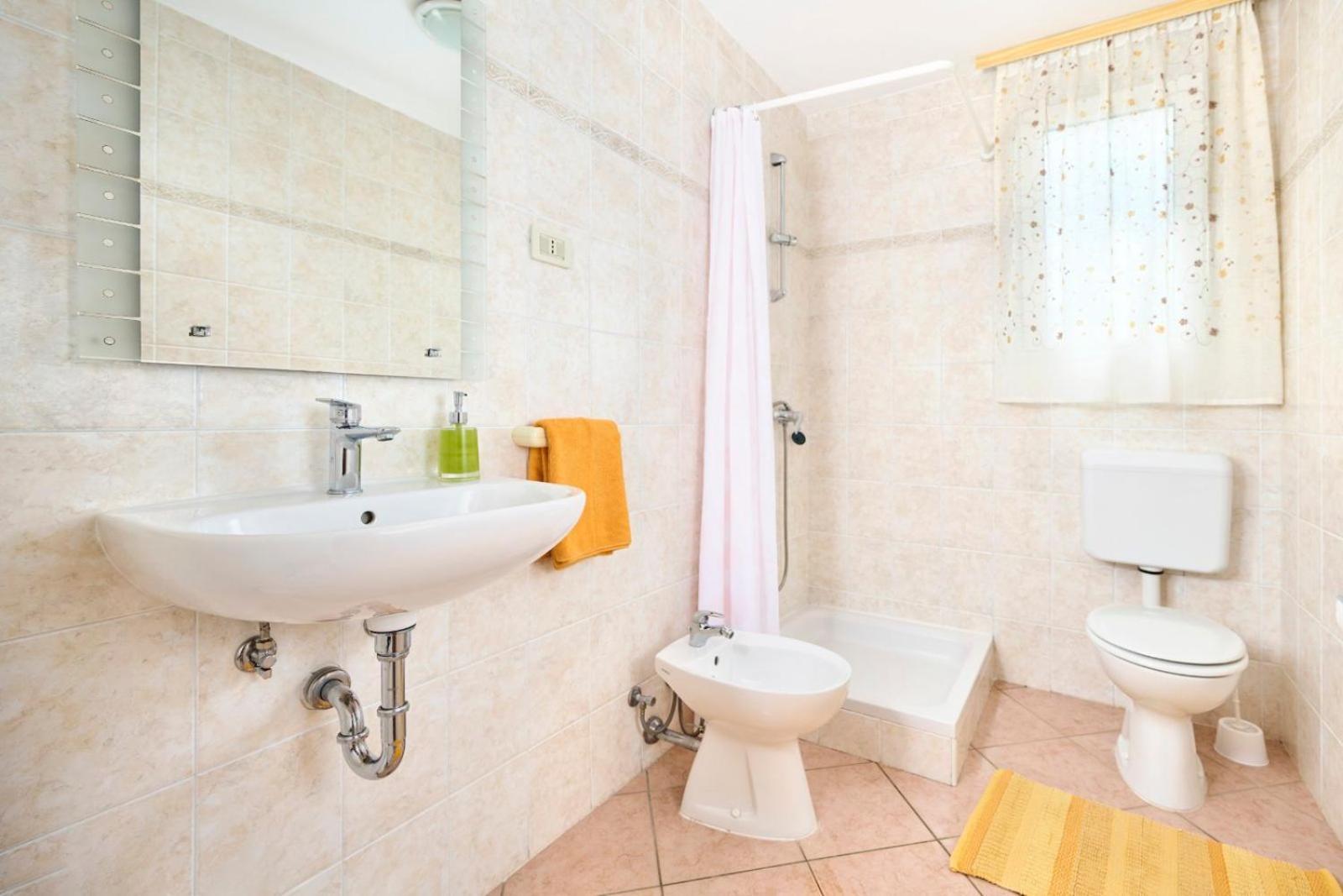Apartman Ema Novigrad Istria Buitenkant foto
